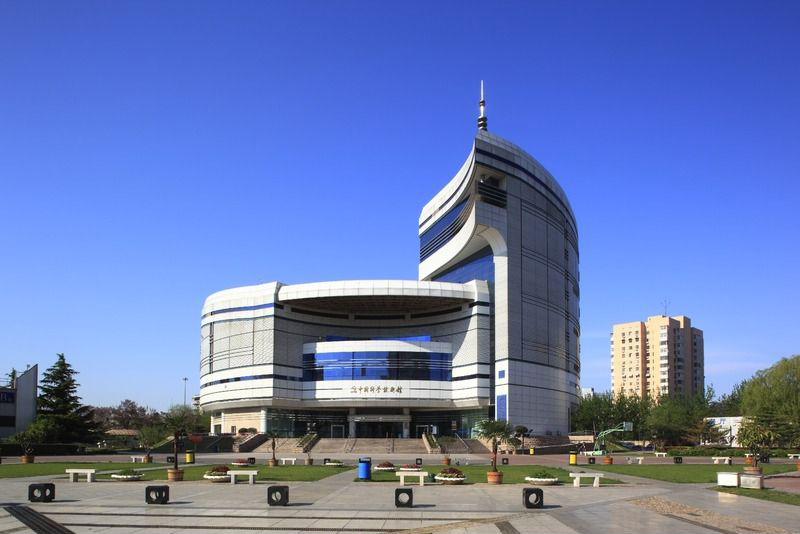 中国科技馆喷泉市景工程与我公司合作喷泉项目